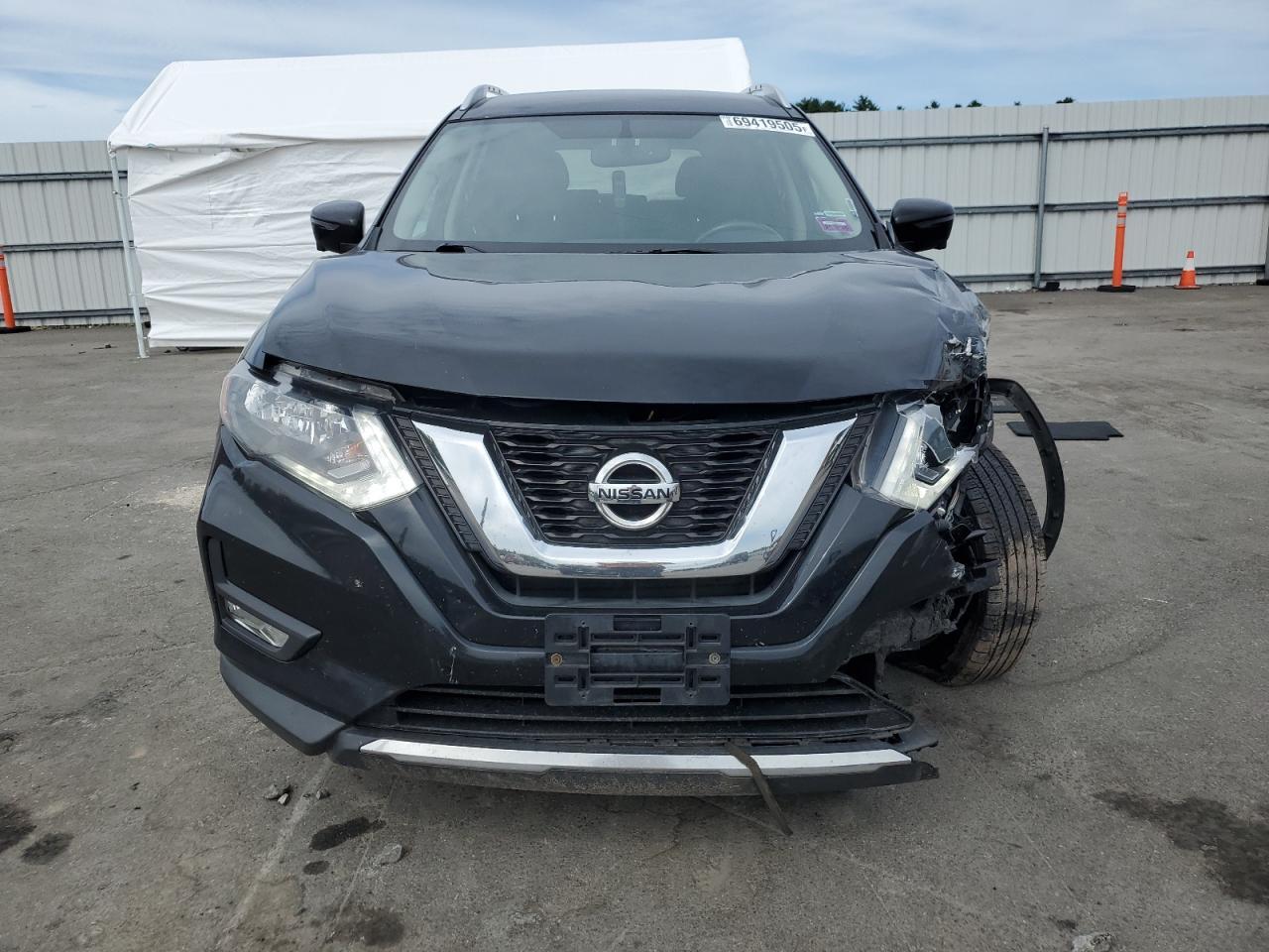 2017 Nissan Rogue S - Фото 5