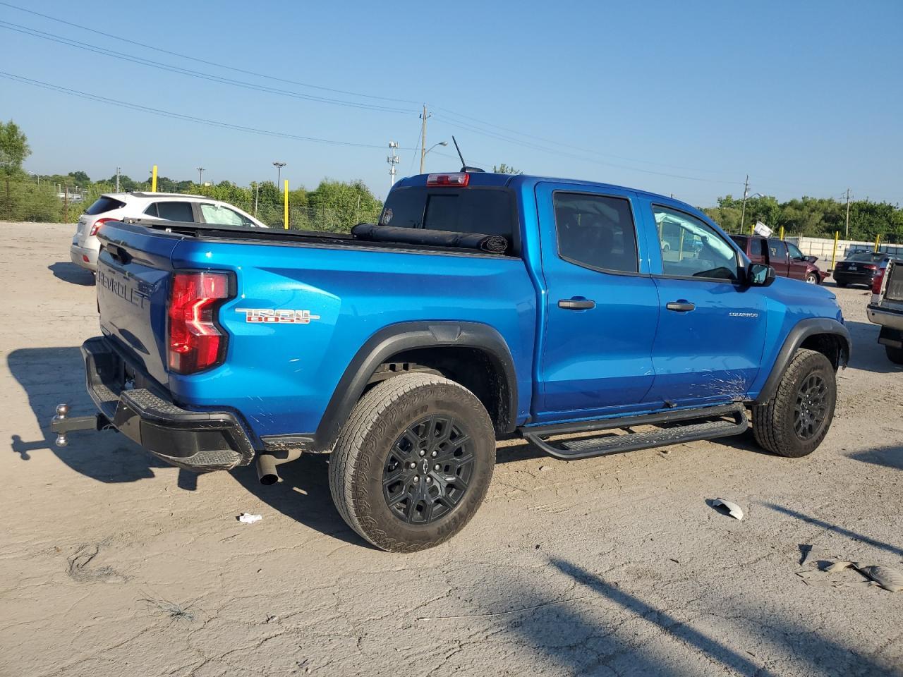 2024 Chevrolet Colorado Trail Boss - Image 3