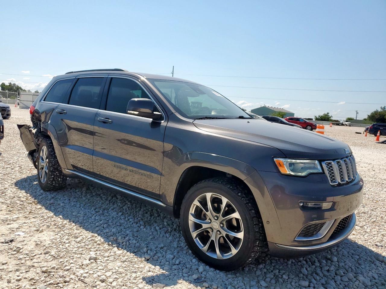 2019 Jeep Grand Cherokee Summit - Image 4