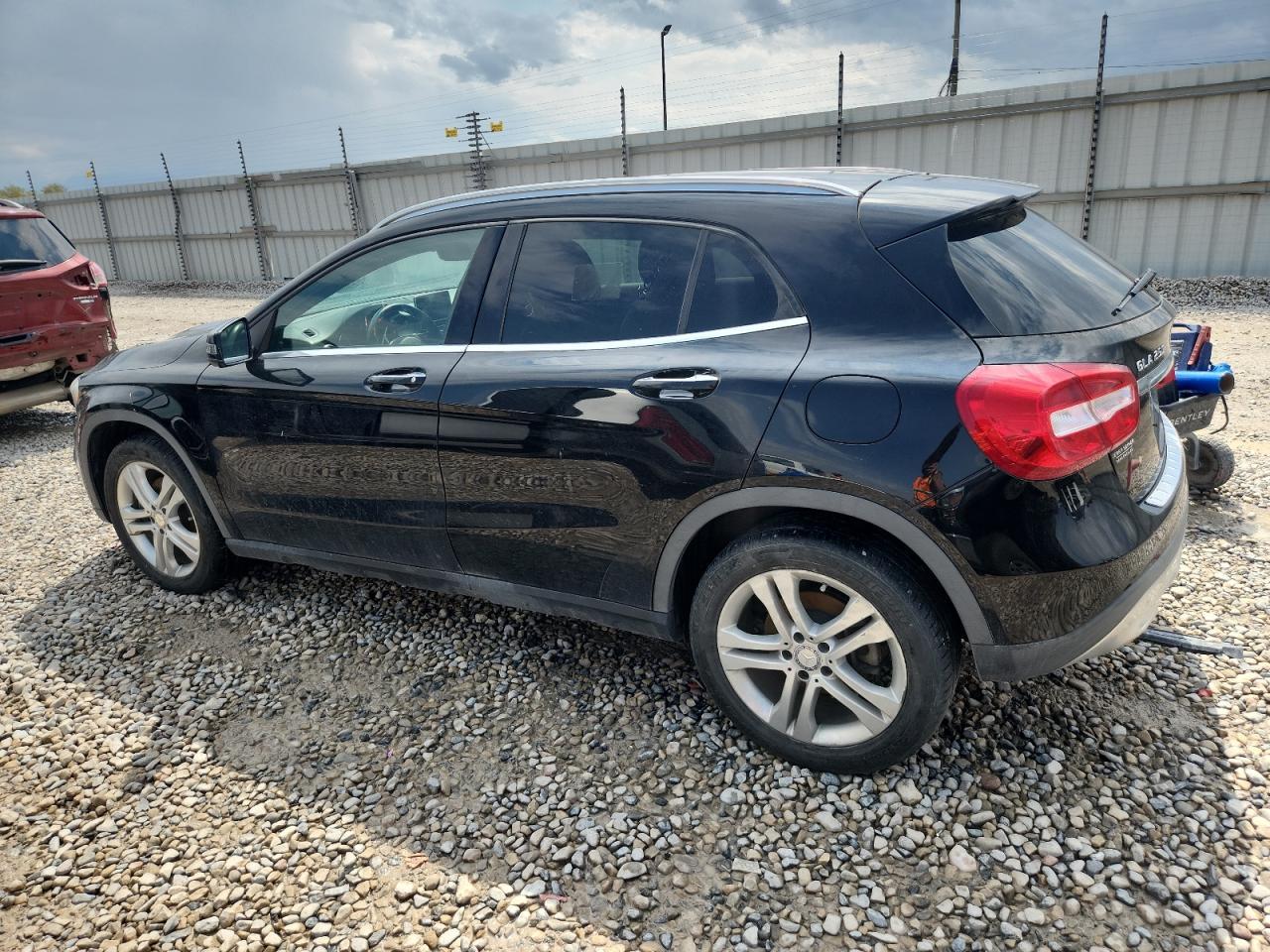 2016 Mercedes-Benz Gla 250 4Matic - Image 2