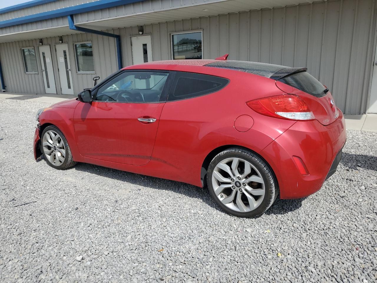 2014 Hyundai Veloster - Image 2