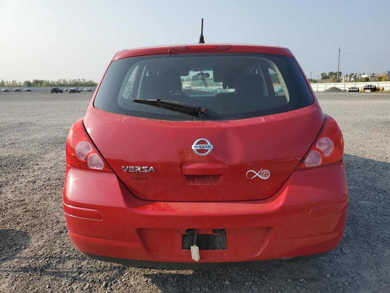 2012 Nissan Versa S - Фото 6