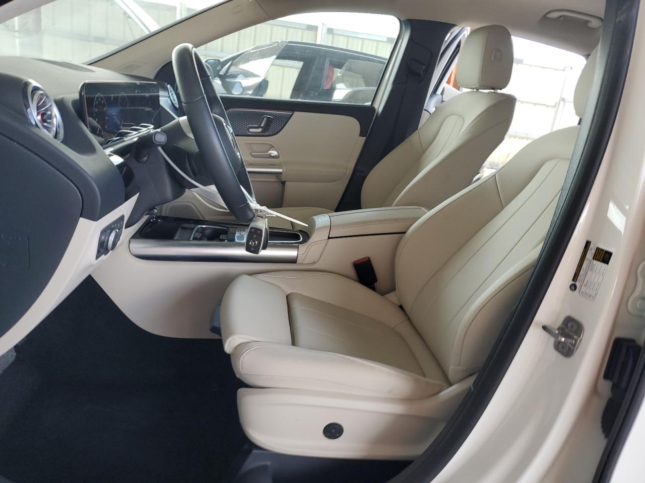 2025 Mercedes-Benz Gla 250 - Фото 7