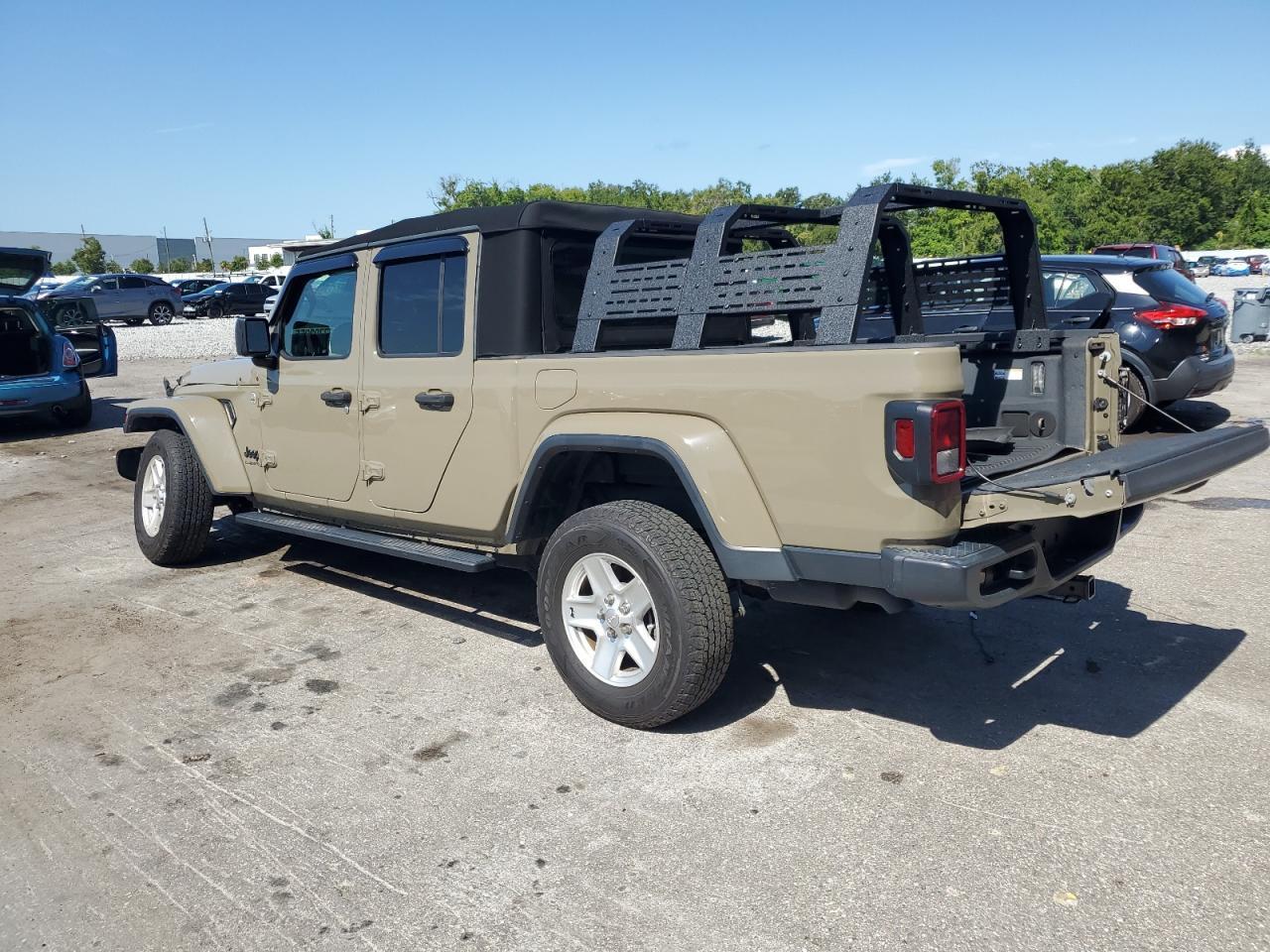 2020 Jeep Gladiator Sport - Image 2
