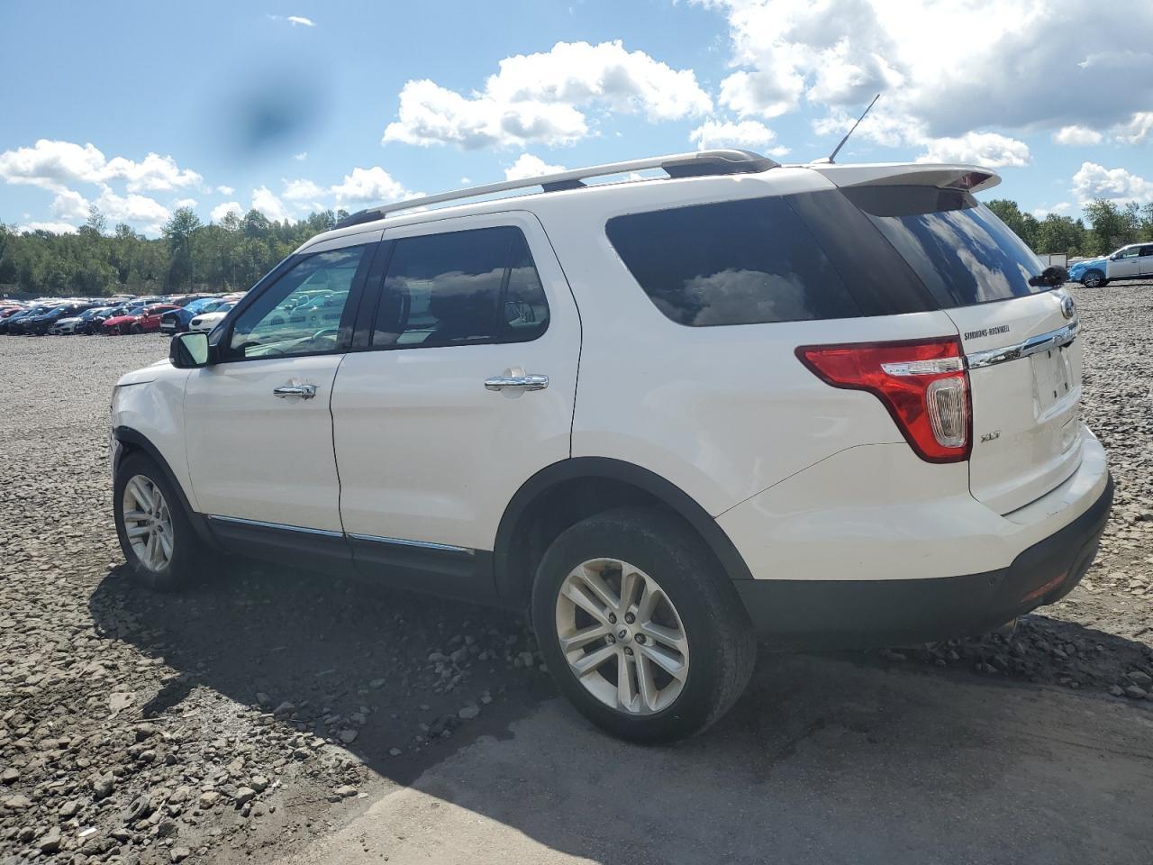 2014 Ford Explorer Xlt - Фото 2