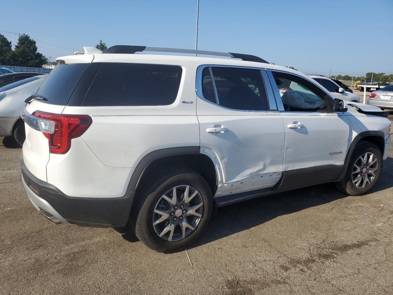 2023 GMC Acadia Slt - Image 3