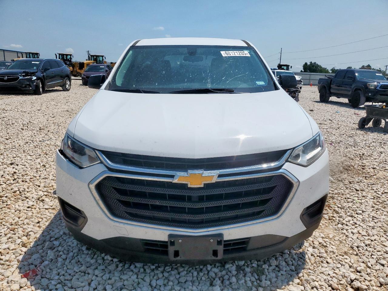 2021 Chevrolet Traverse Ls - Фото 5