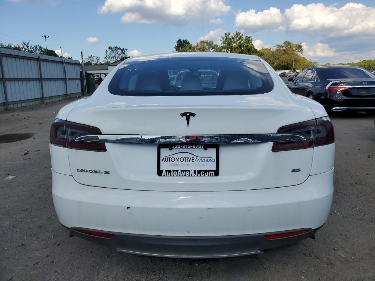 2014 Tesla Model S 4D 85 - Фото 6