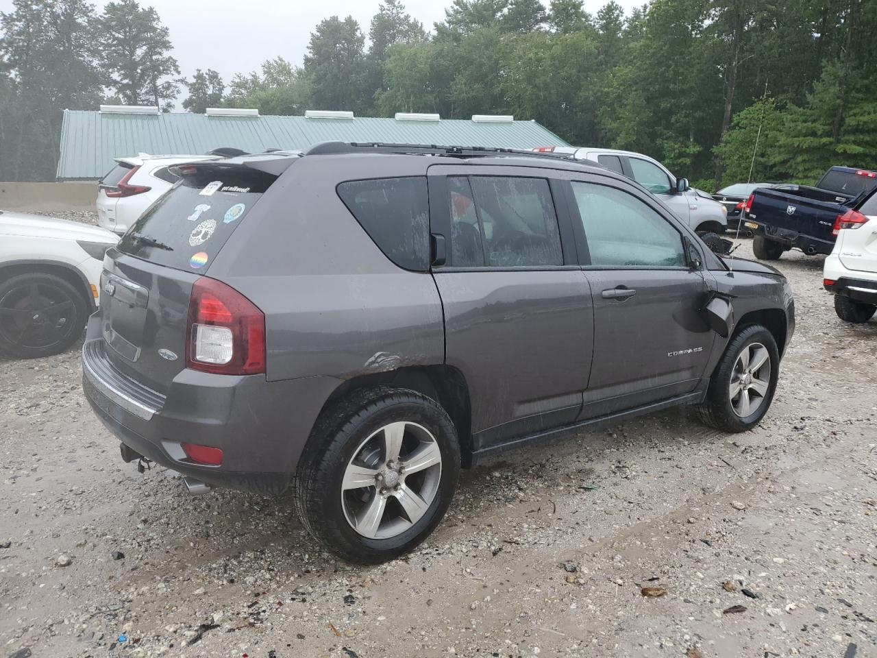 2016 Jeep Compass Latitude - Фото 3