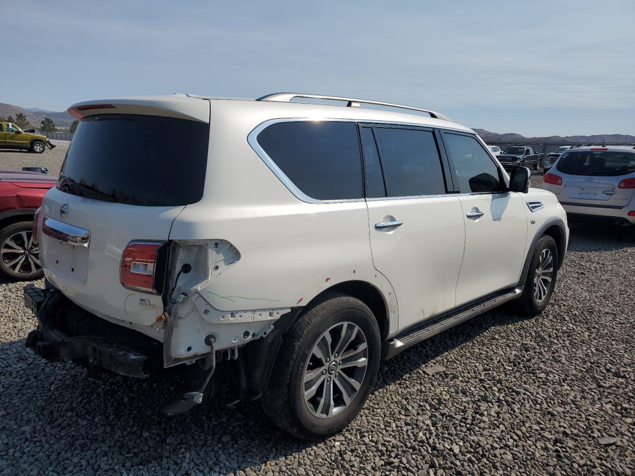 2017 Nissan Armada Sv - Фото 3