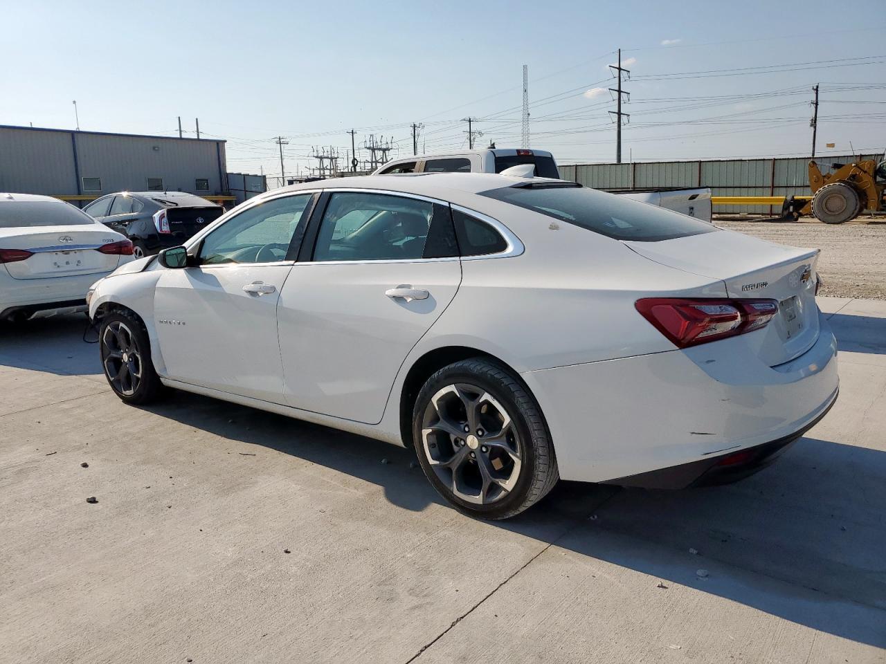 2022 Chevrolet Malibu Lt - Image 2