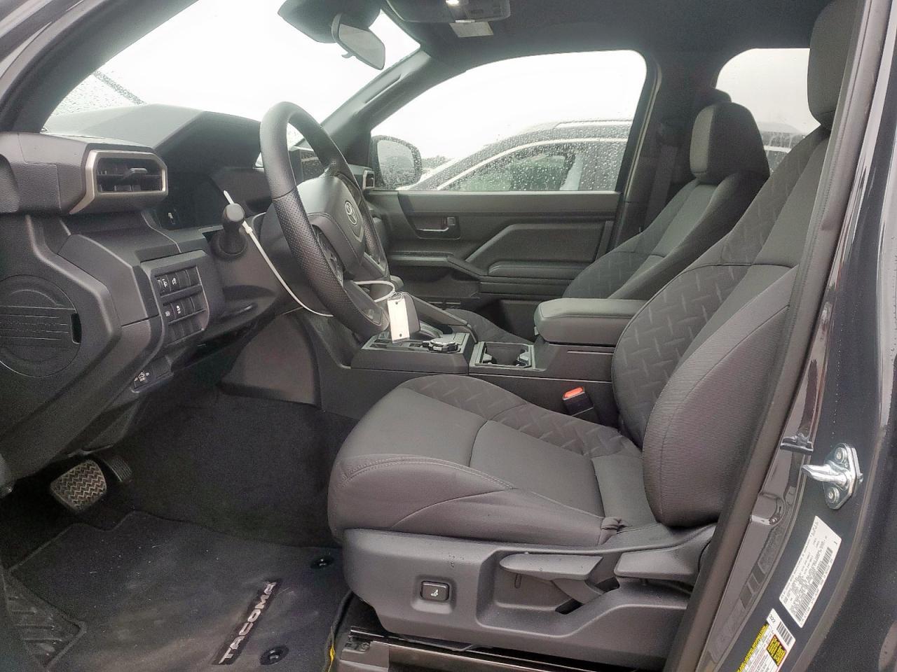 2025 Toyota Tacoma Double Cab - Image 7