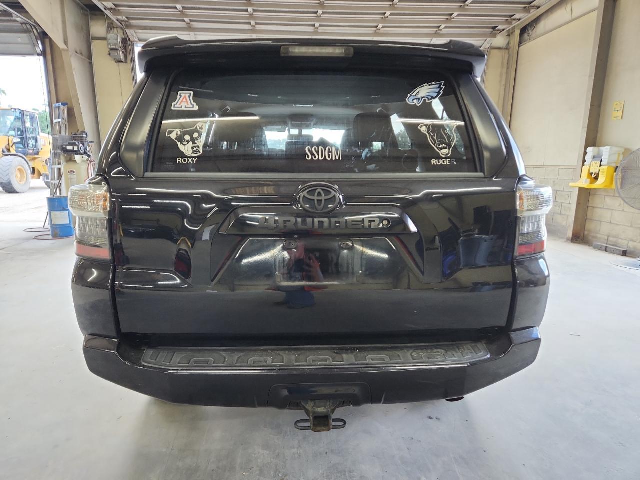 2017 Toyota 4Runner Sr5/Sr5 Premium - Фото 6