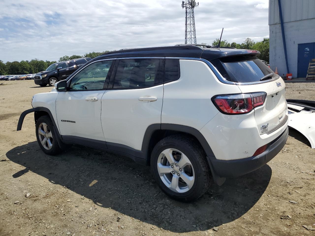 2018 Jeep Compass Latitude - Фото 2