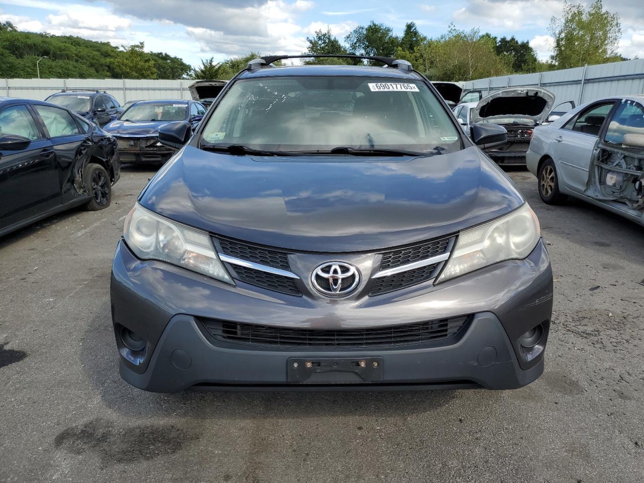 2015 Toyota Rav4 Le - Image 5