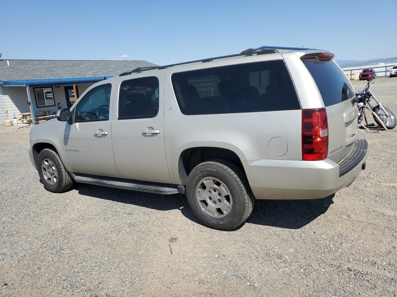 2013 Chevrolet Suburban K1500 Lt - Фото 2