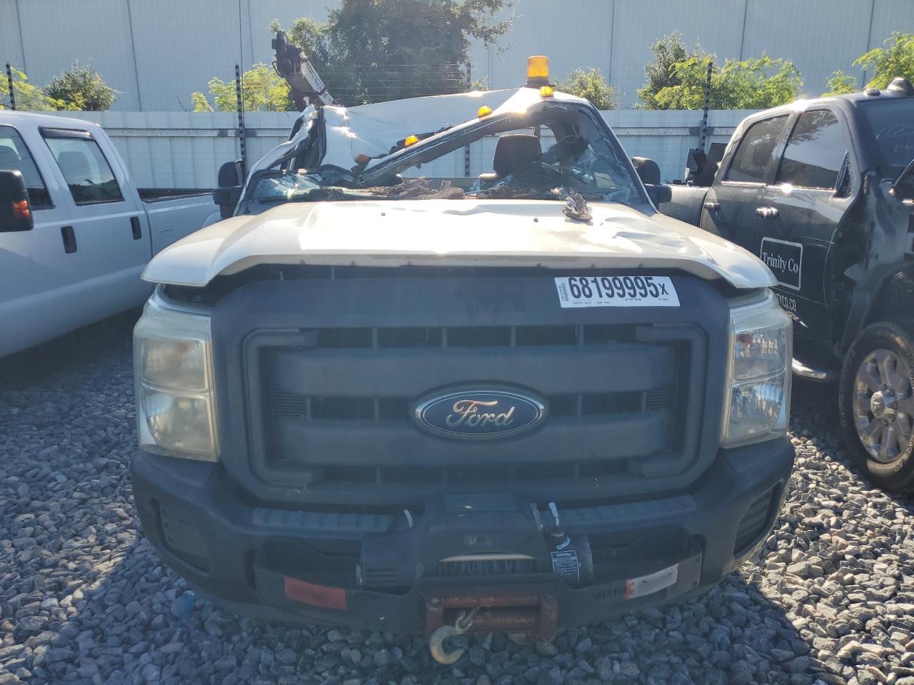 2014 Ford F350 Super Duty - Image 5