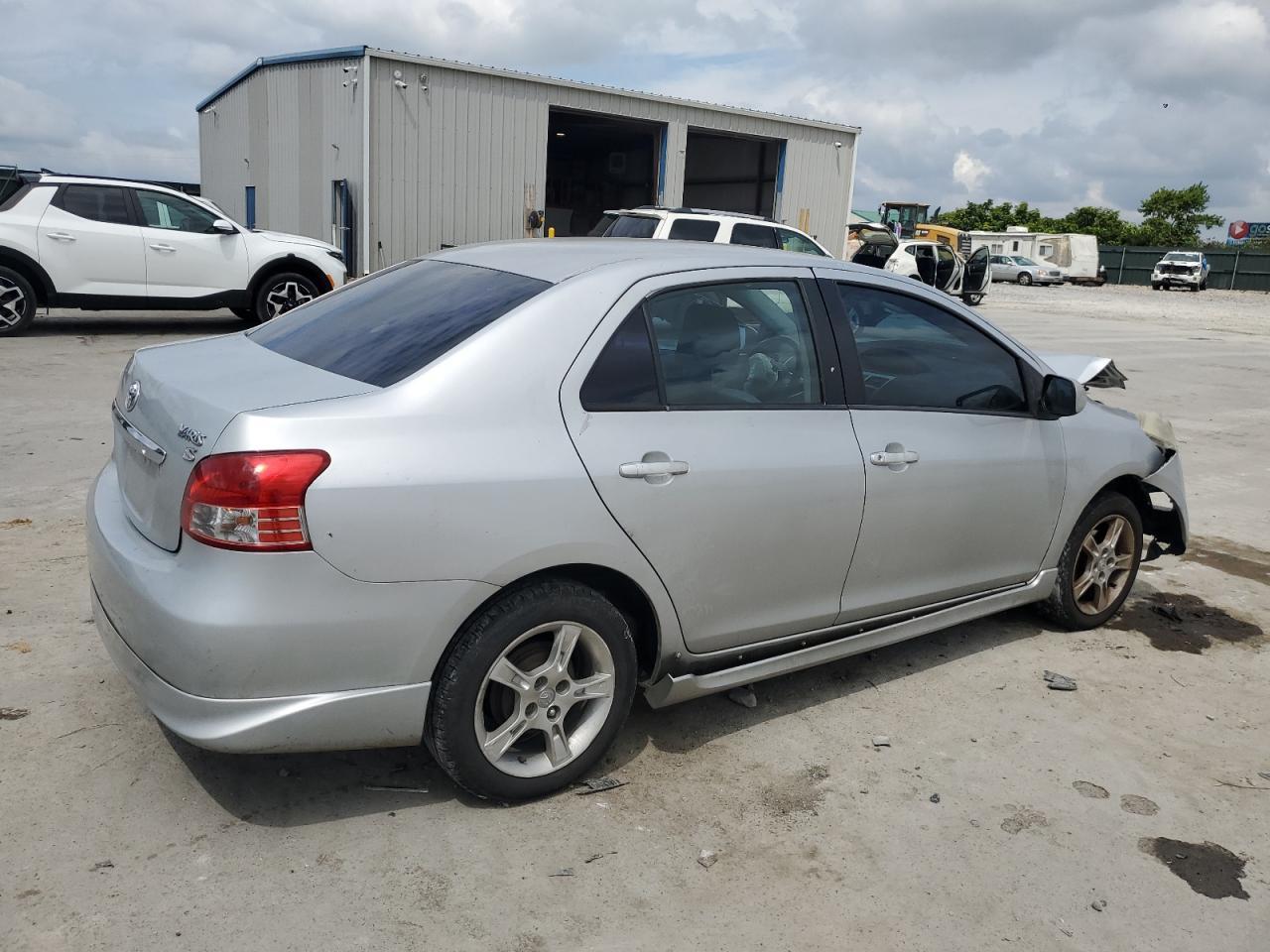 2007 Toyota Yaris - Фото 3