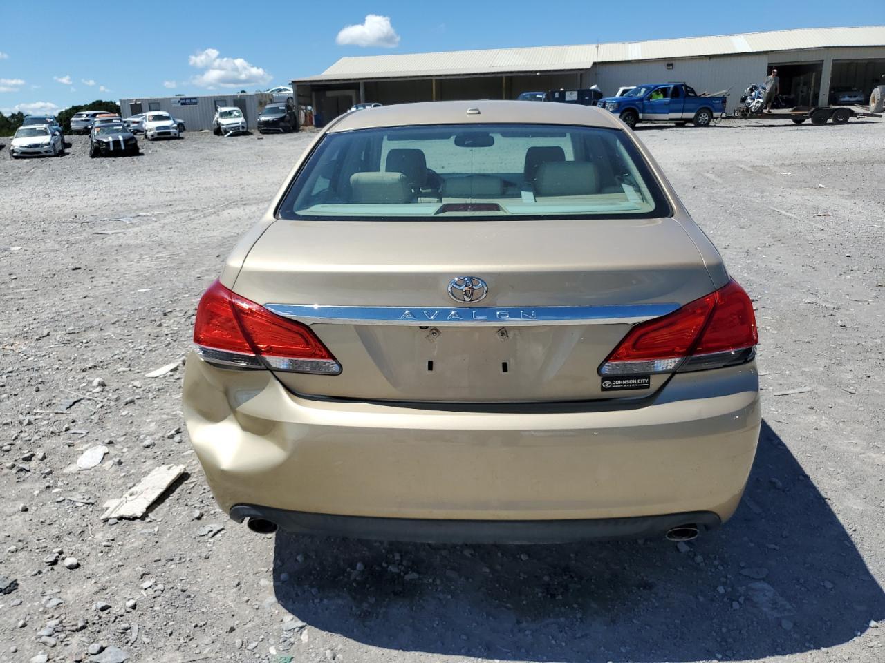 2011 Toyota Avalon Base - Фото 6
