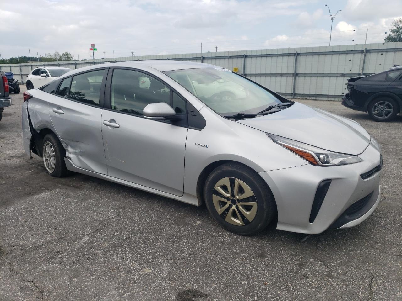 2022 Toyota Prius Night Shade - Image 4