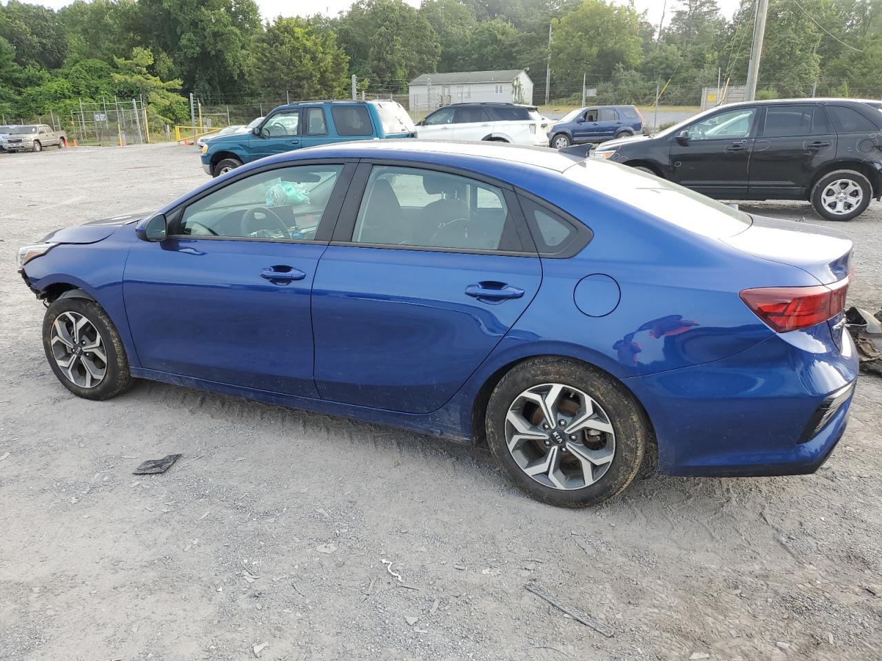 2021 Kia Forte Fe - Фото 2