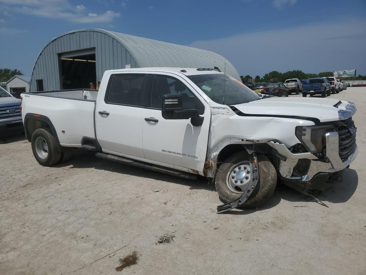 2024 GMC Sierra K3500 - Фото 4
