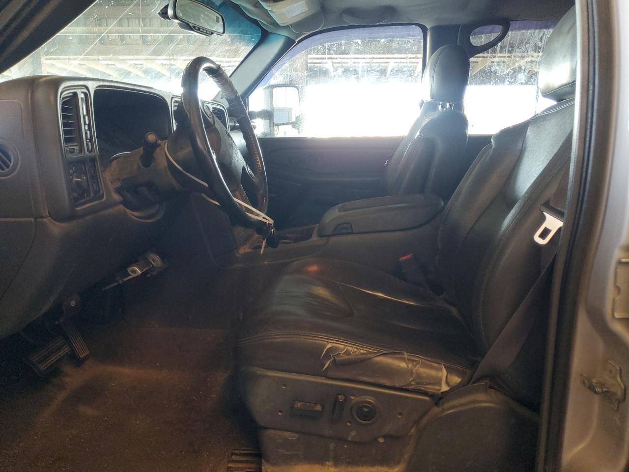 2005 GMC Sierra K2500 Heavy Duty - Фото 7