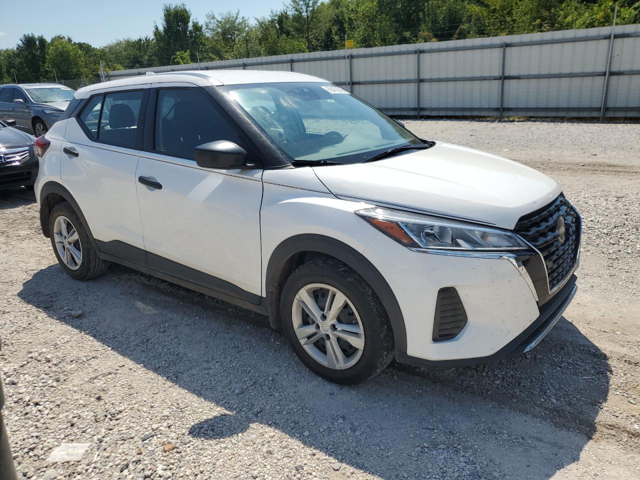 2024 Nissan Kicks S - Фото 4