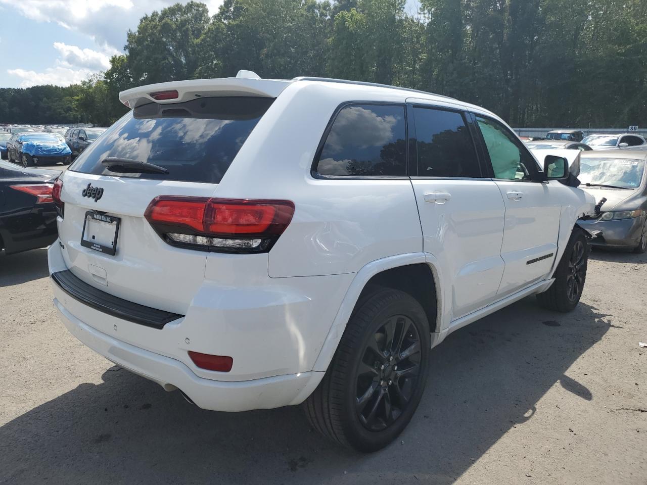 2018 Jeep Grand Cherokee Laredo - Фото 3