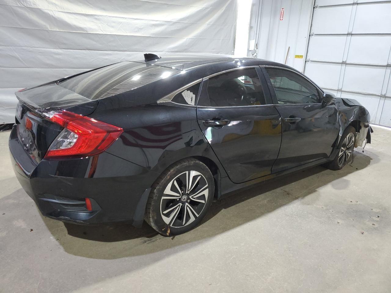 2016 Honda Civic Ex - Image 3