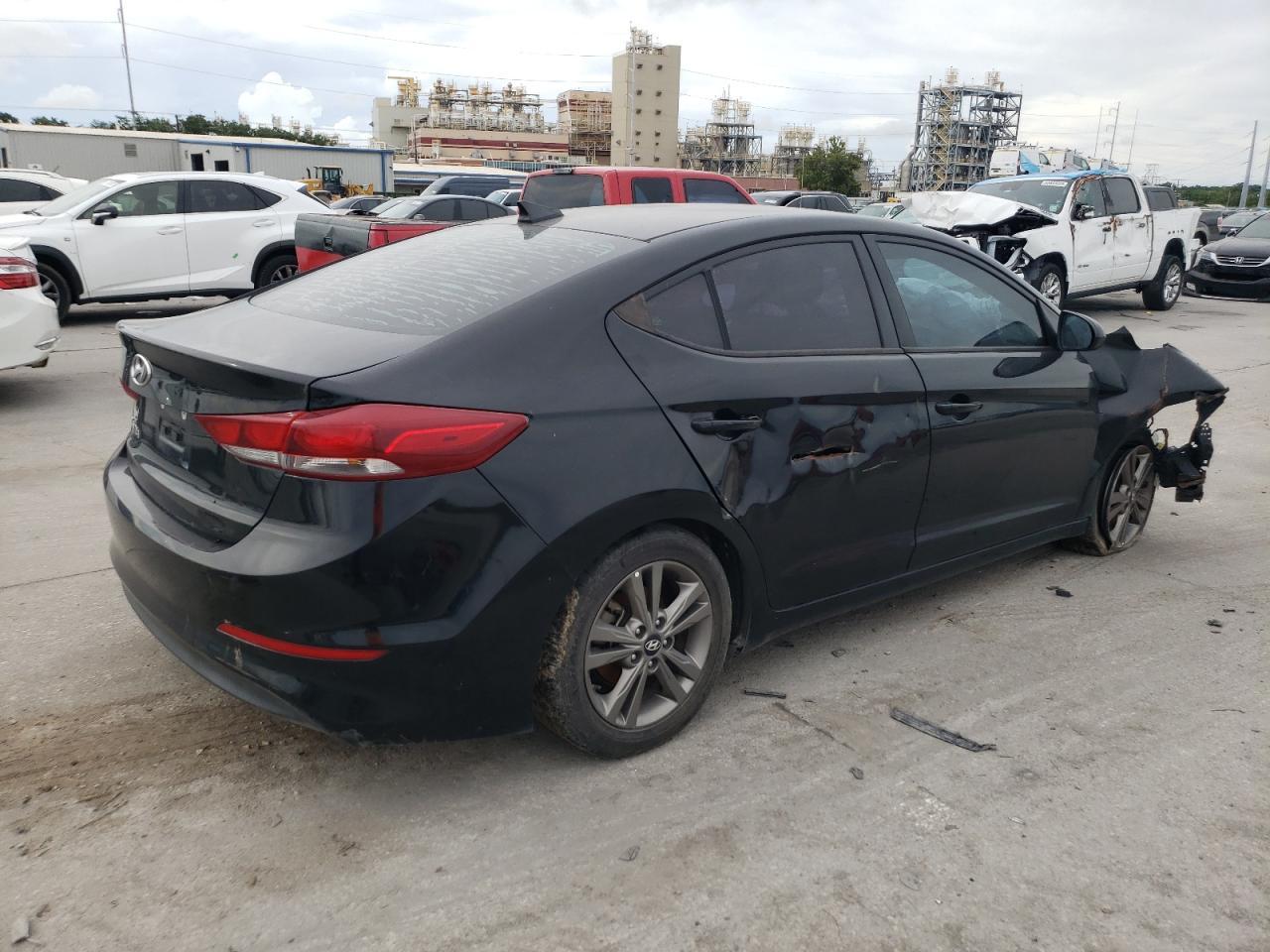 2018 Hyundai Elantra Sel - Image 3
