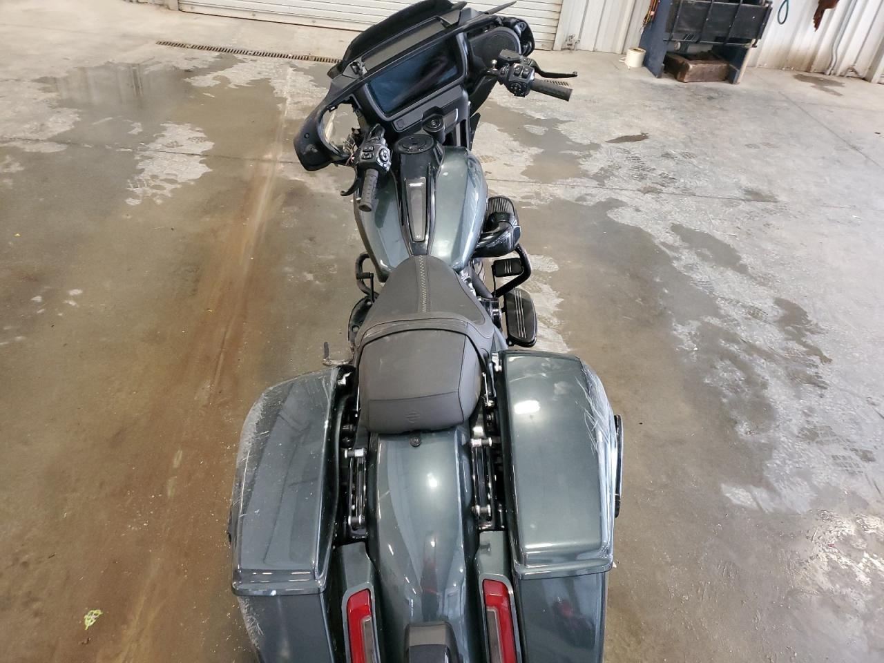 2025 Harley-Davidson Flhx - Фото 6