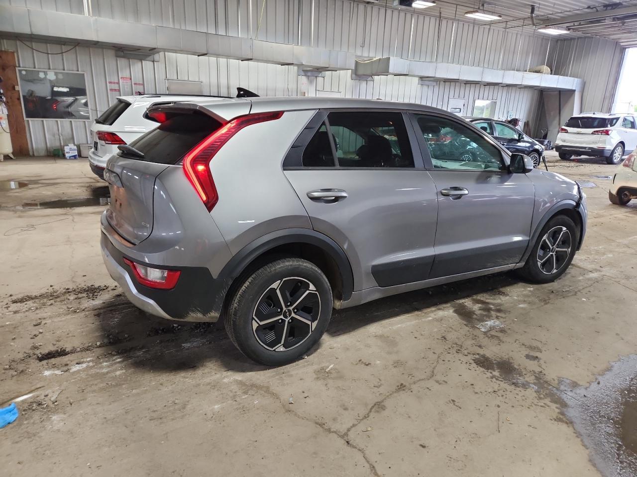2023 Kia Niro Lx - Фото 3