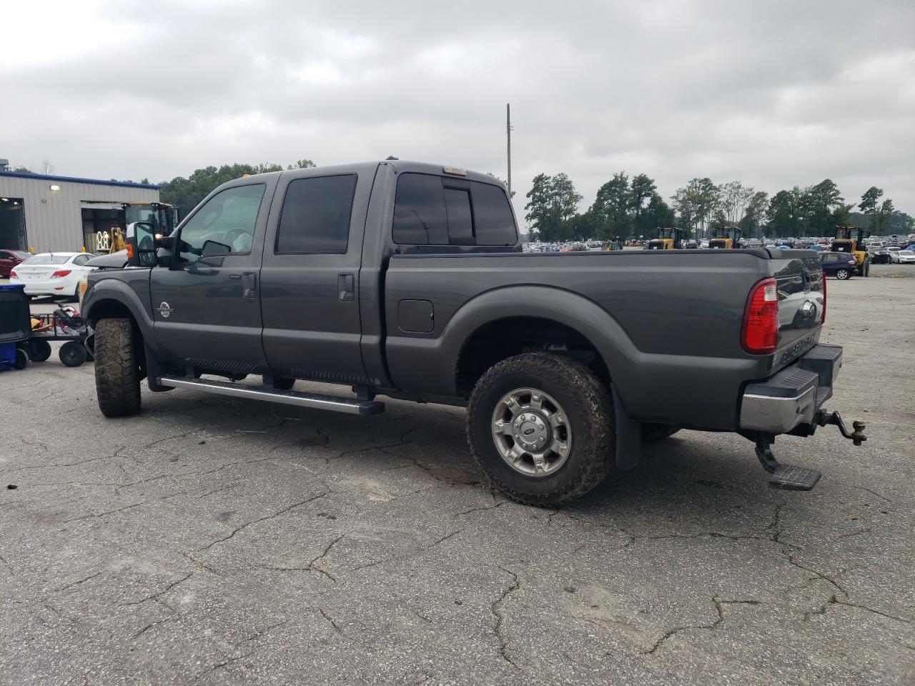 2015 Ford F250 Super Duty - Фото 2