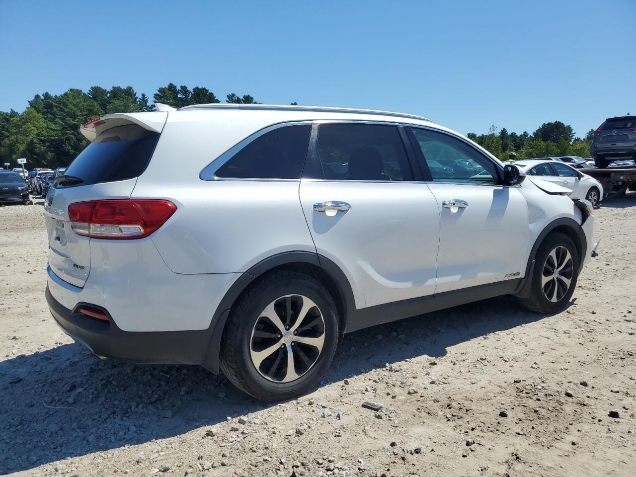 2016 Kia Sorento Ex - Image 3
