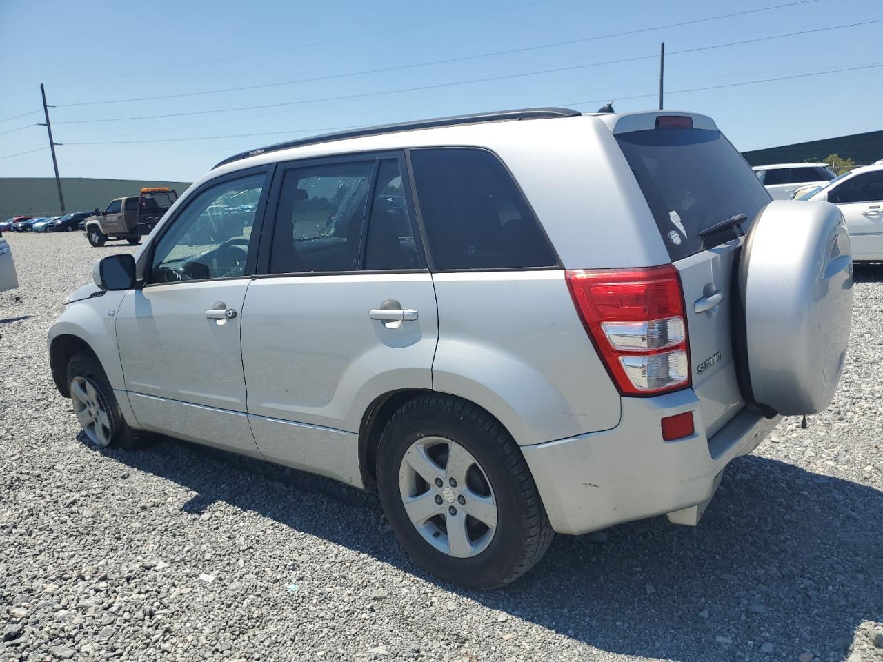 2006 Suzuki Grand Vitara Premium - Image 2