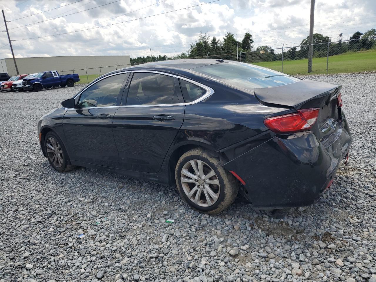 2015 Chrysler 200 Limited - Фото 2