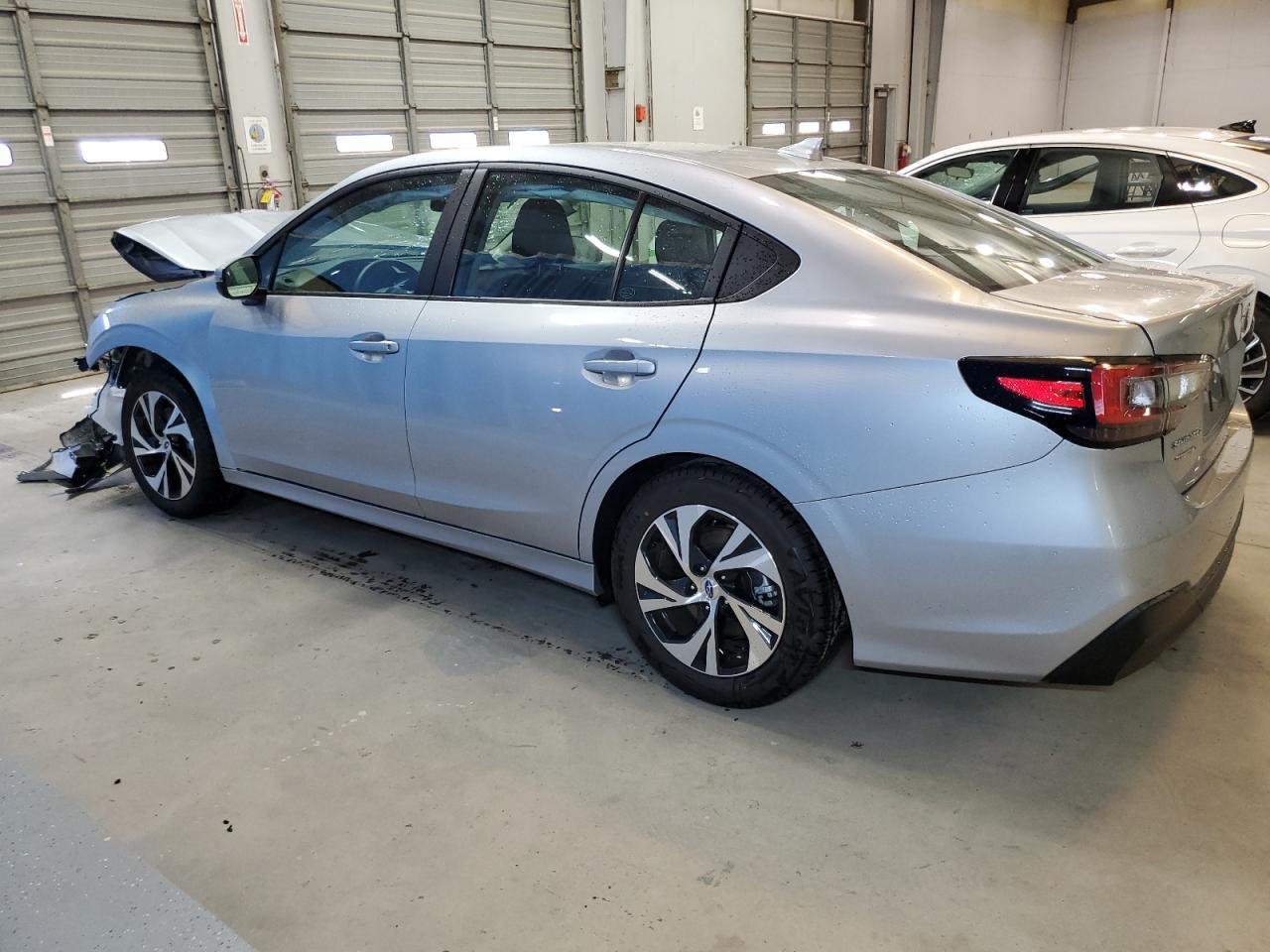2025 Subaru Legacy Premium - Фото 2