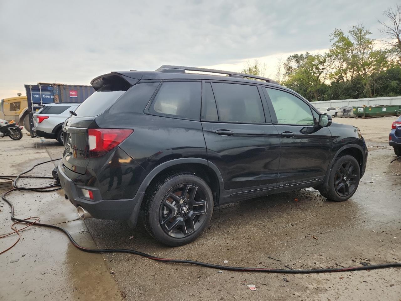 2025 Honda Passport Black Edition - Фото 3