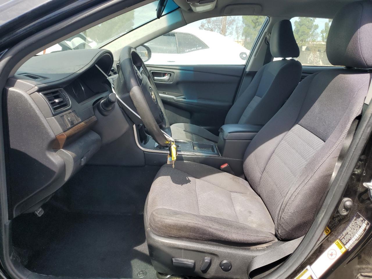 2016 Toyota Camry Le - Фото 7