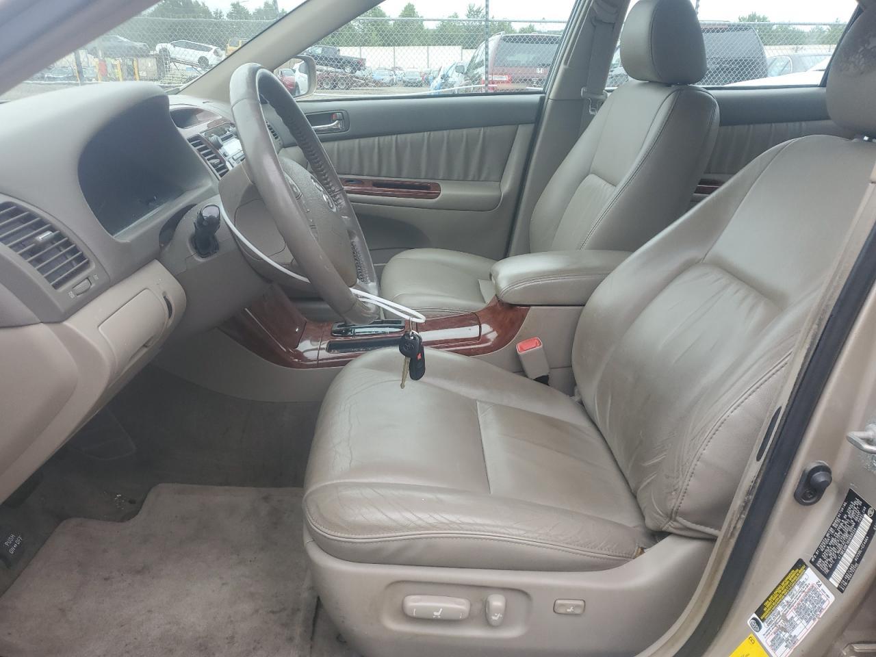 2006 Toyota Camry Le - Image 7