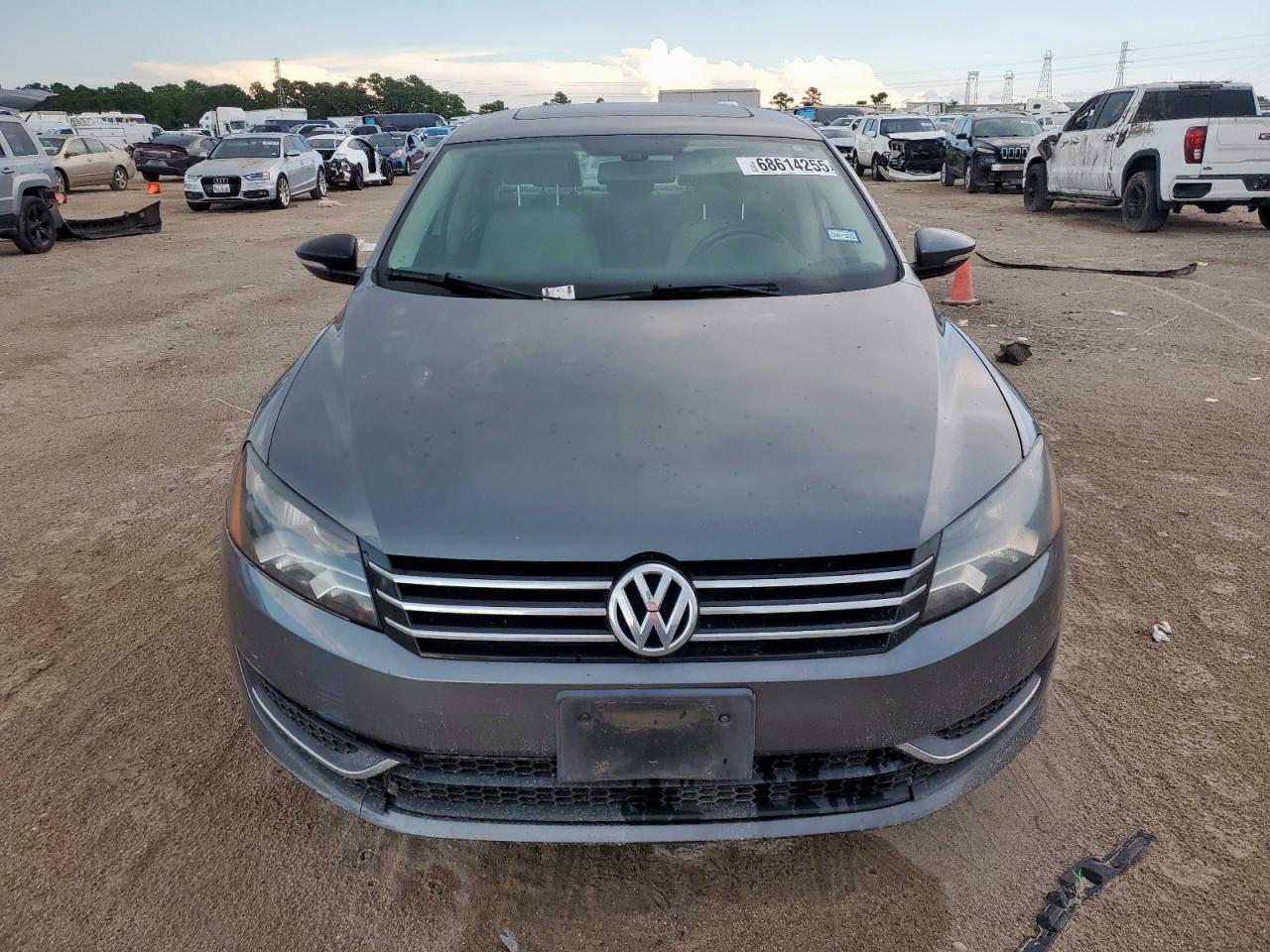 2012 Volkswagen Passat Se - Фото 5
