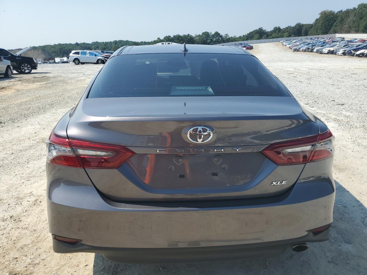 2021 Toyota Camry Xle - Image 6