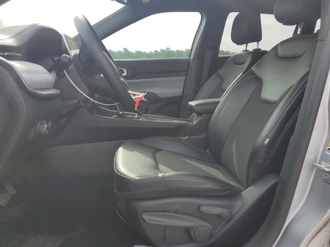 2025 Jeep Compass Latitude - Фото 7