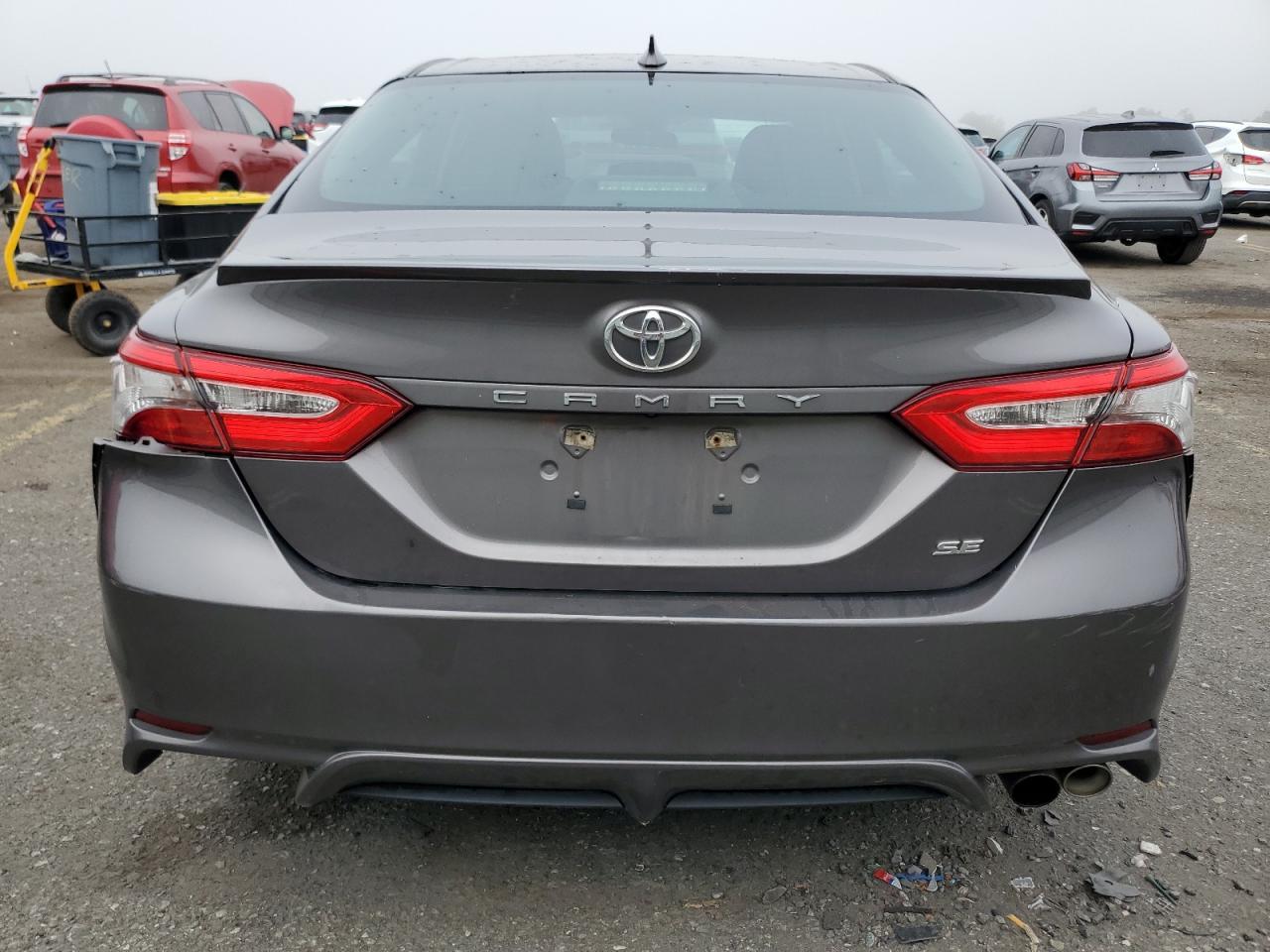2019 Toyota Camry L - Фото 6