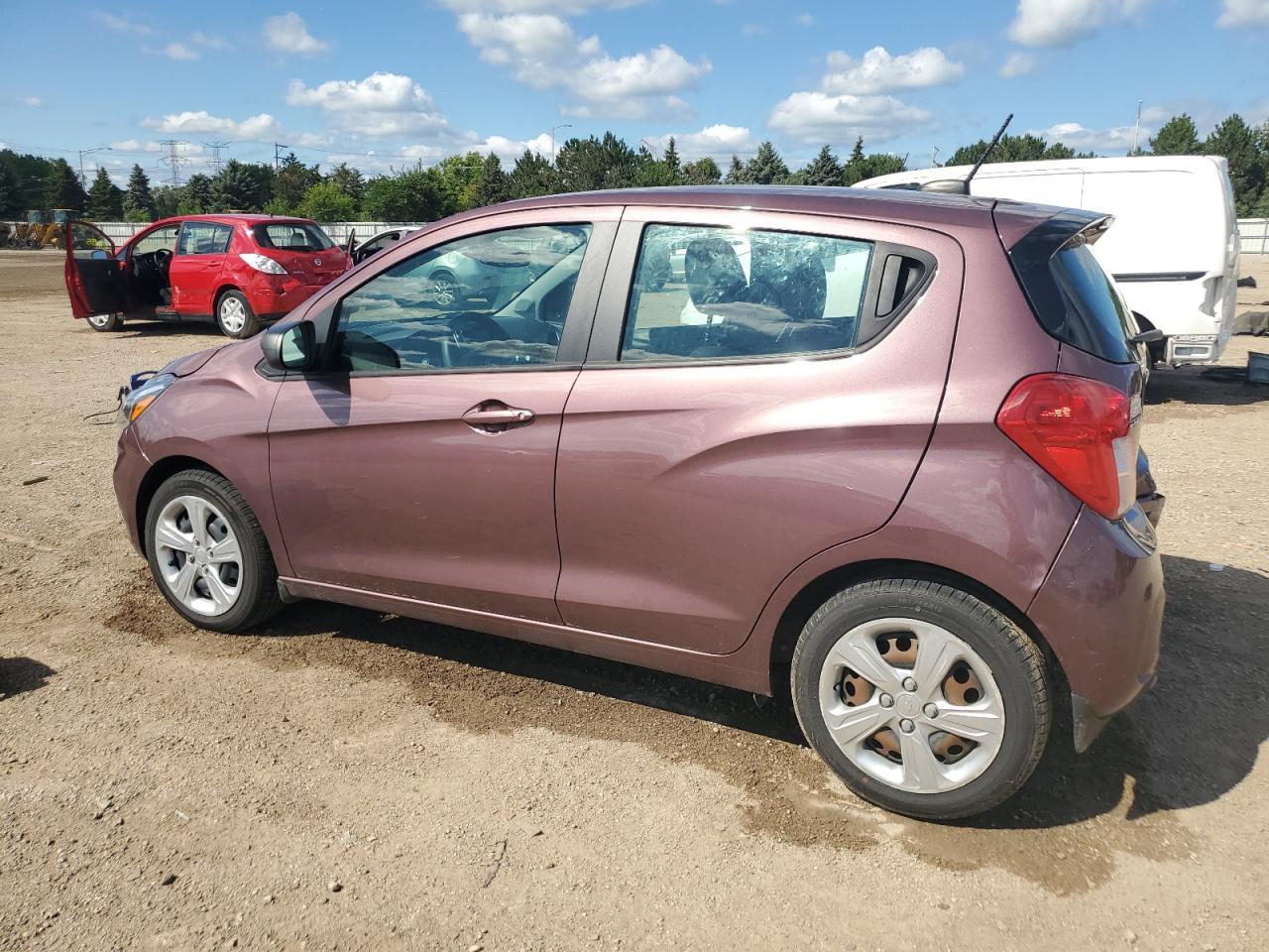 2020 Chevrolet Spark Ls - Фото 2