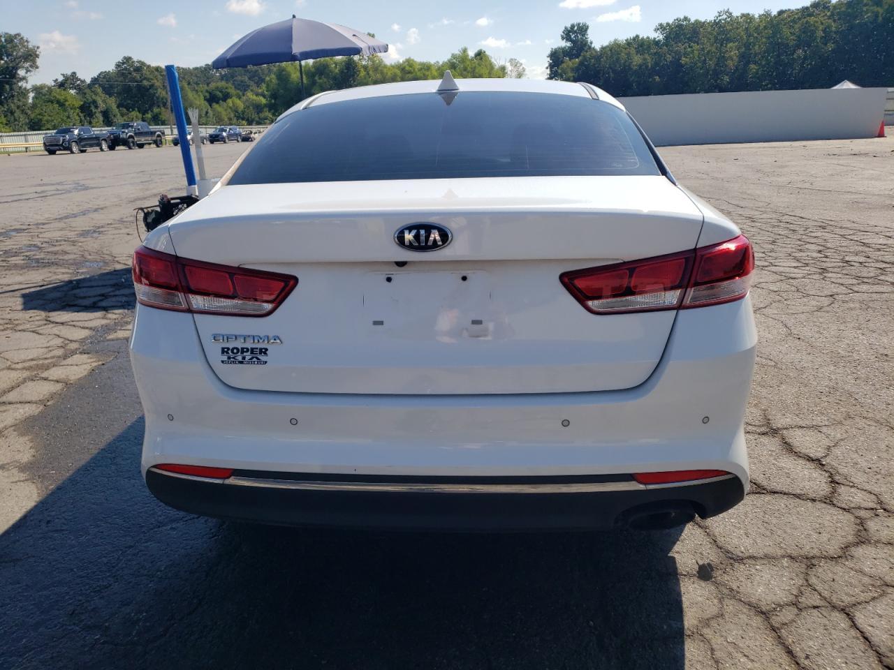 2018 Kia Optima Lx - Image 6