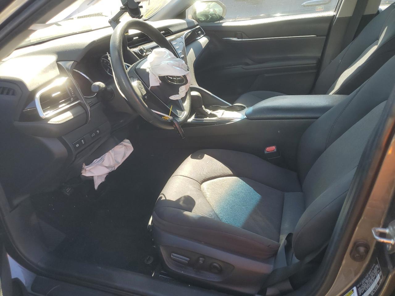 2018 Toyota Camry L - Фото 7