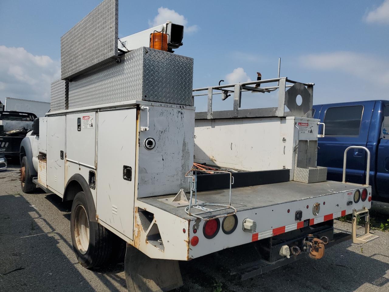 2014 Ford F450 Super Duty - Image 2