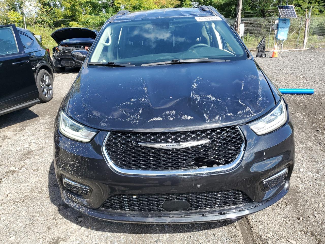 2022 Chrysler Pacifica Touring L - Image 5